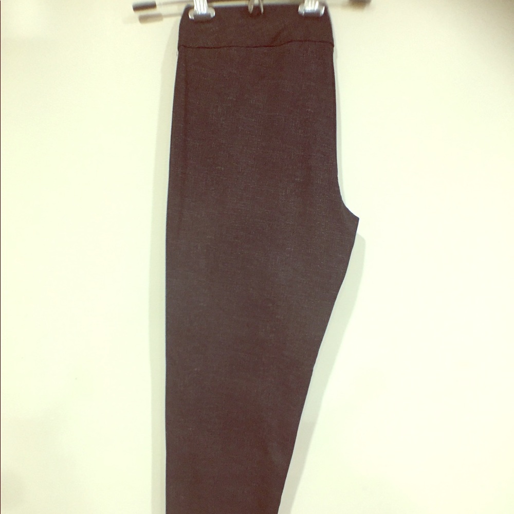 Very comfortable pants Size M Color :Navy blue